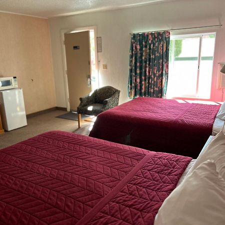 Redwood Arms Motel Paonia Bagian luar foto