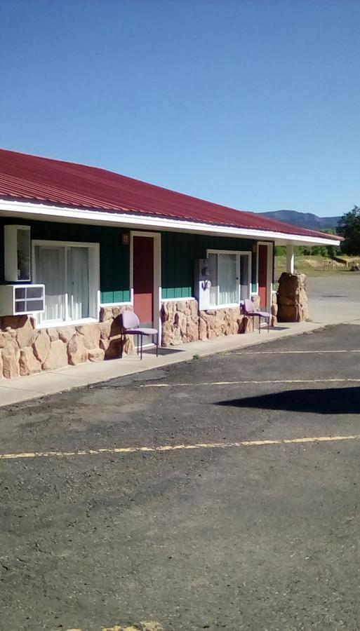 Redwood Arms Motel Paonia Bagian luar foto